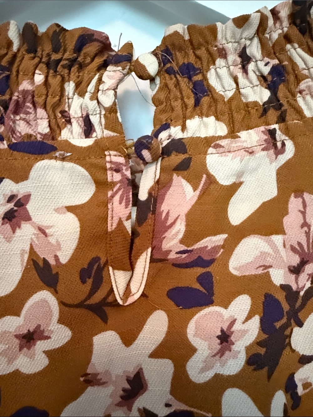 Trending Boho Floral Top M - Picture 6 of 9